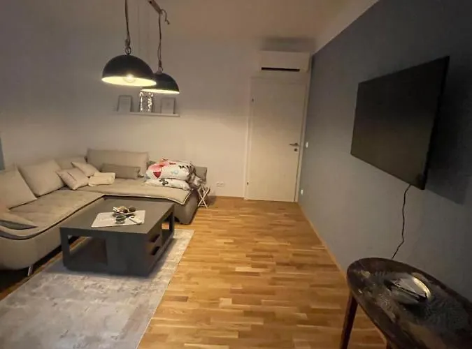 شقة Freiblick 1 Bad Glbg Mit Garten Top1 باد غليشنبرج